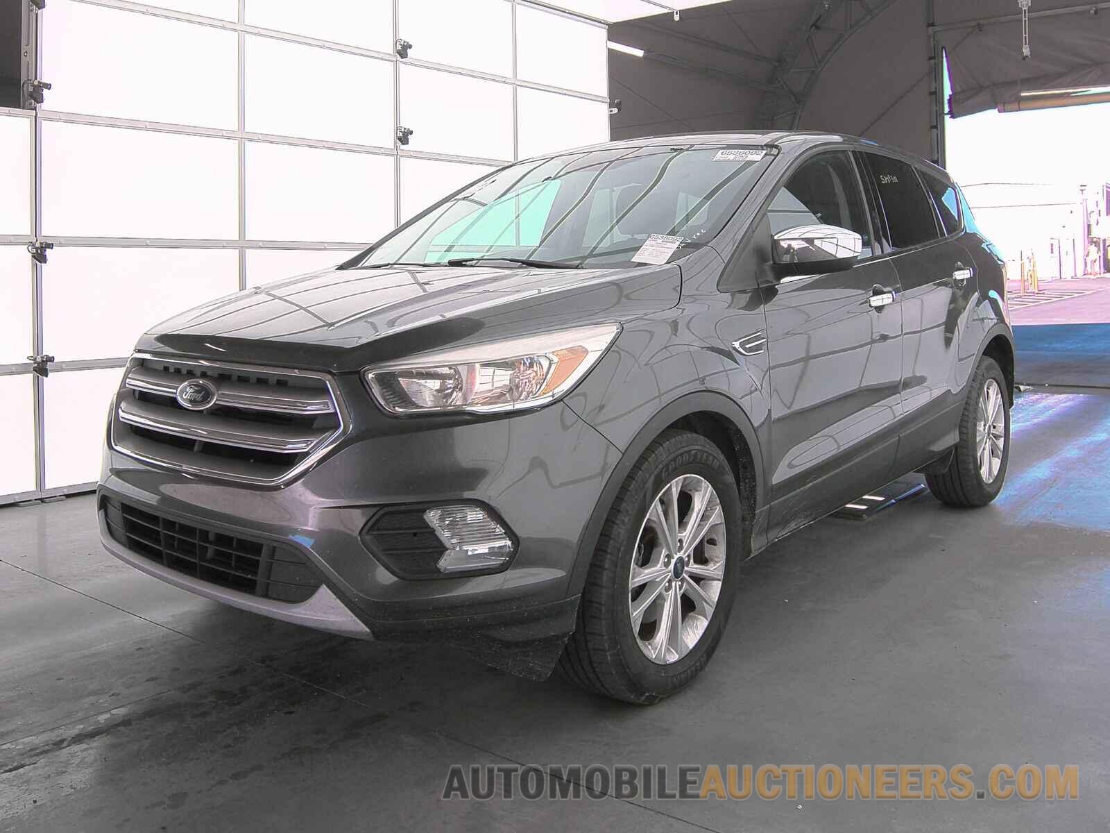 1FMCU0GD6HUA52811 Ford Escape 2017