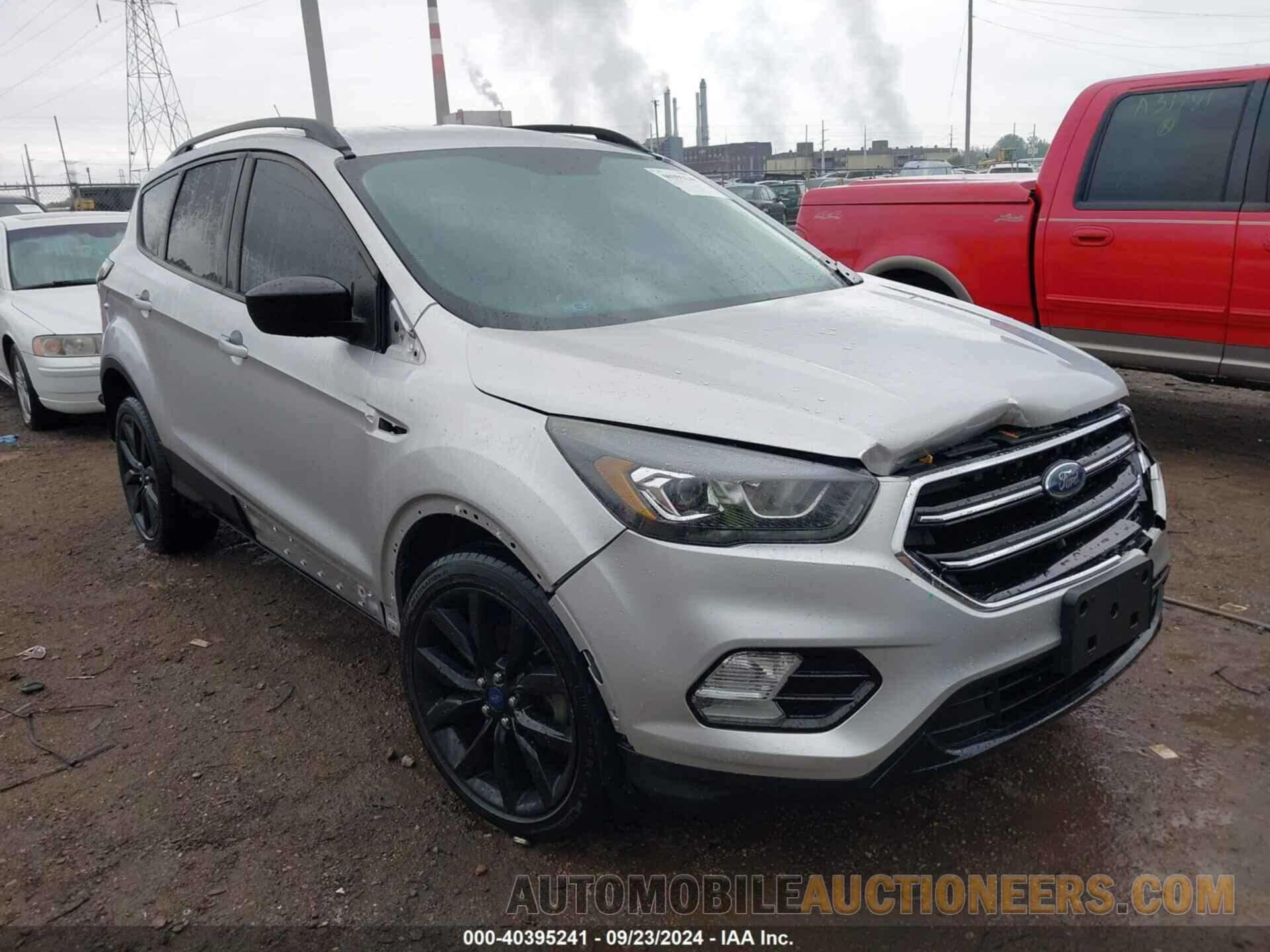 1FMCU0GD6HUC46562 FORD ESCAPE 2017