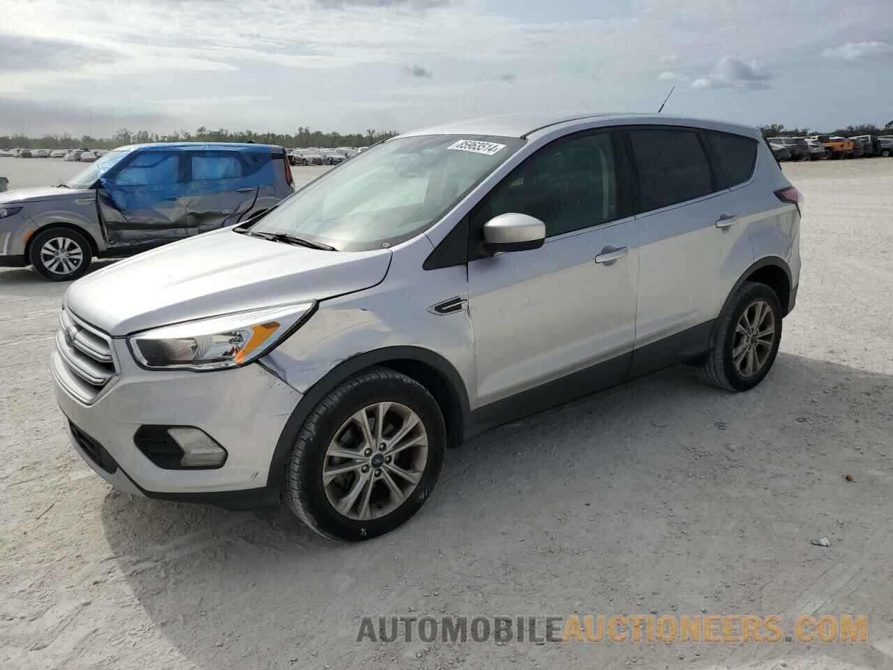 1FMCU0GD6HUE65327 FORD ESCAPE 2017