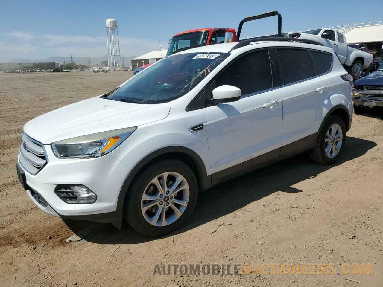 1FMCU0GD6JUA74586 FORD ESCAPE 2018