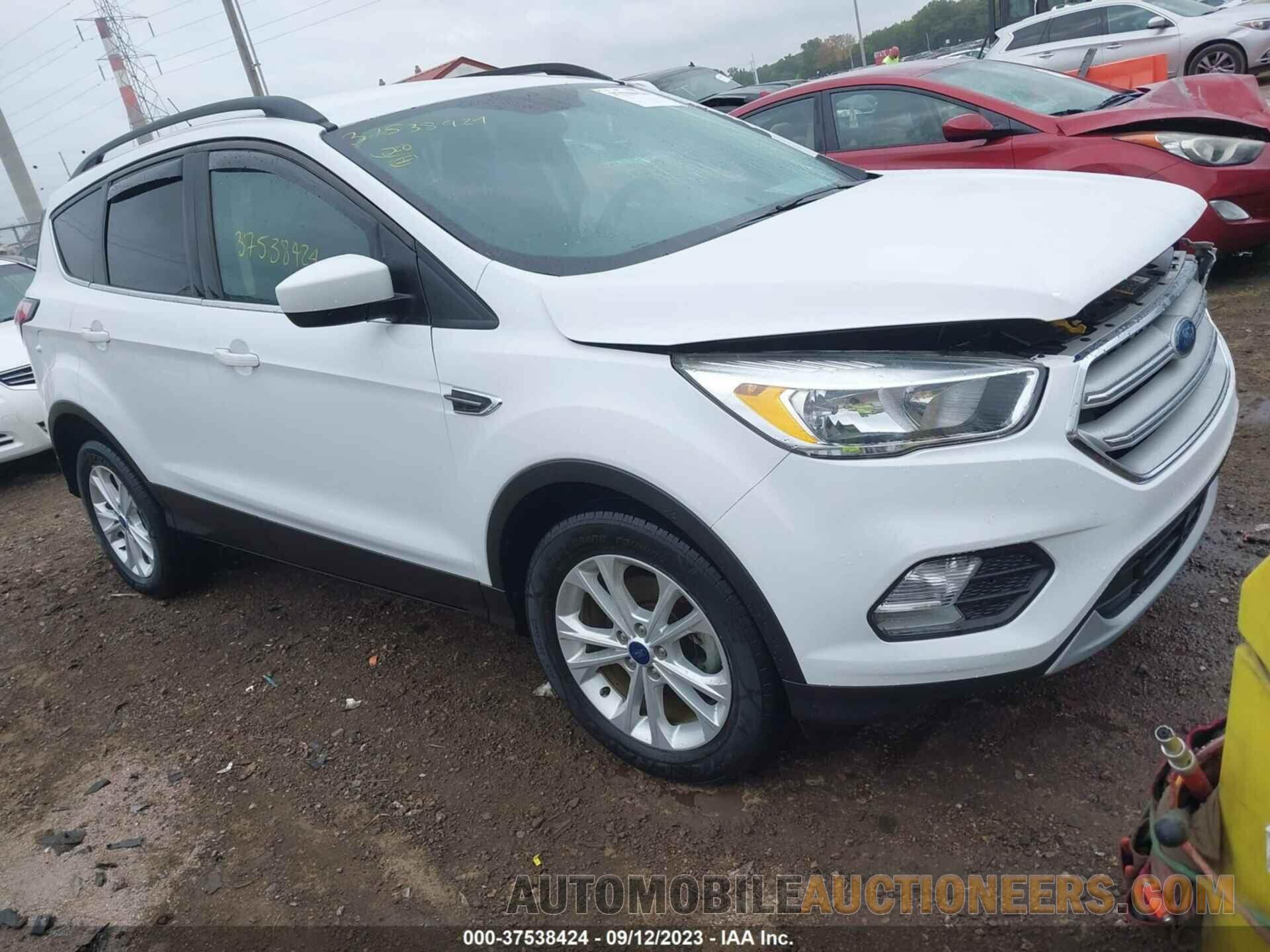 1FMCU0GD6JUB29330 FORD ESCAPE 2018