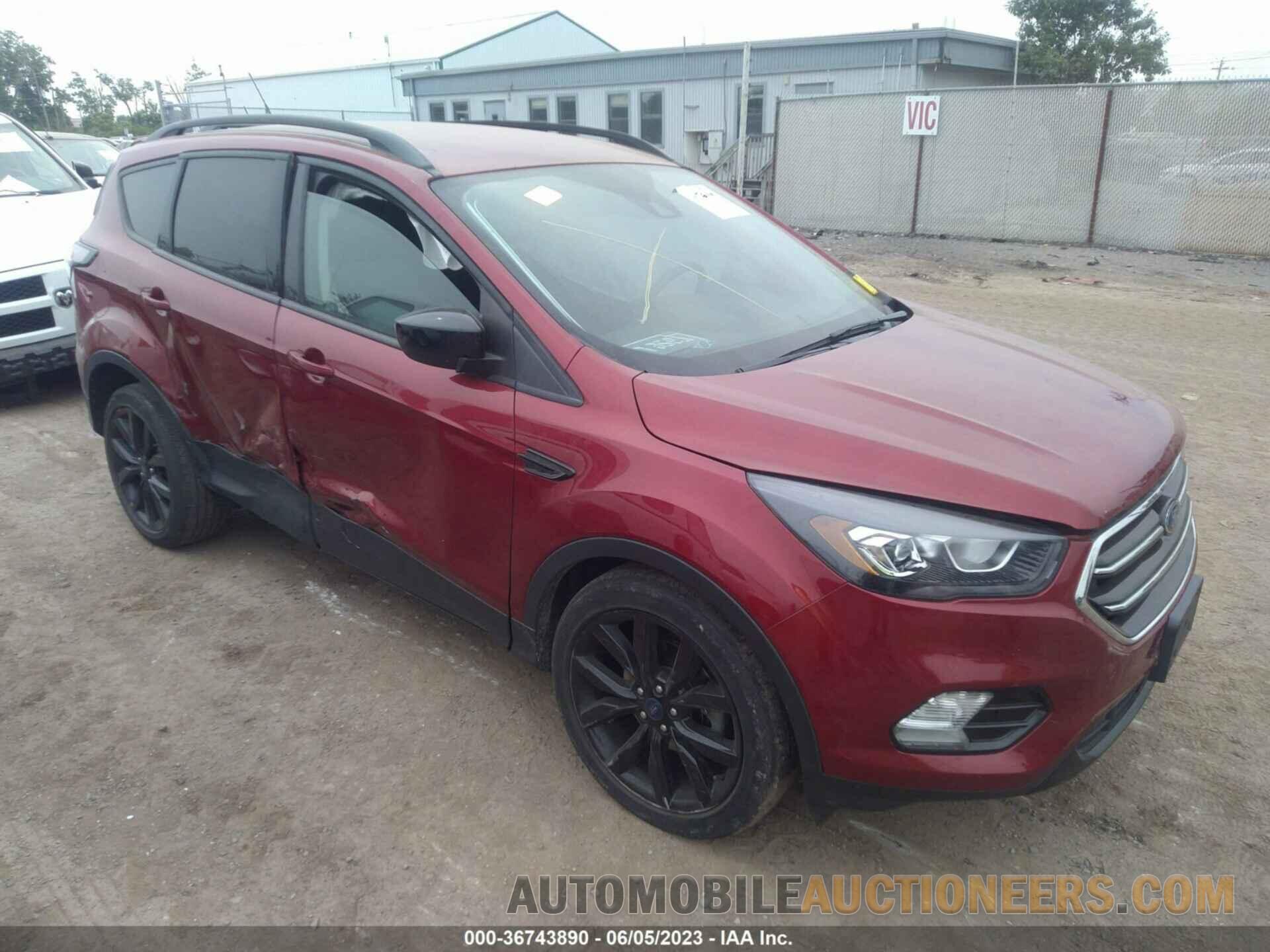 1FMCU0GD6JUD27566 FORD ESCAPE 2018