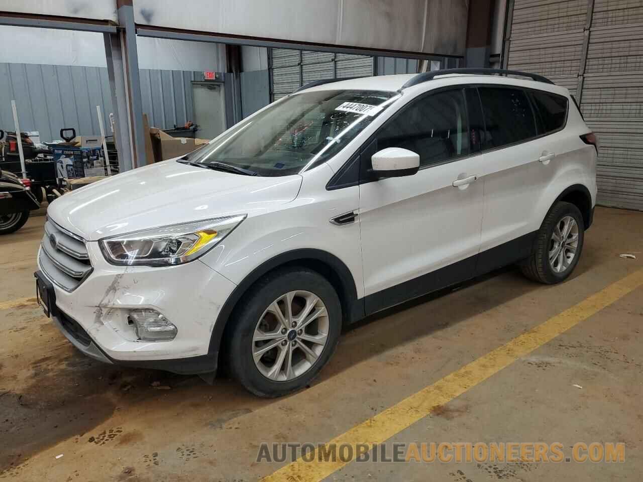 1FMCU0GD7HUB78160 FORD ESCAPE 2017