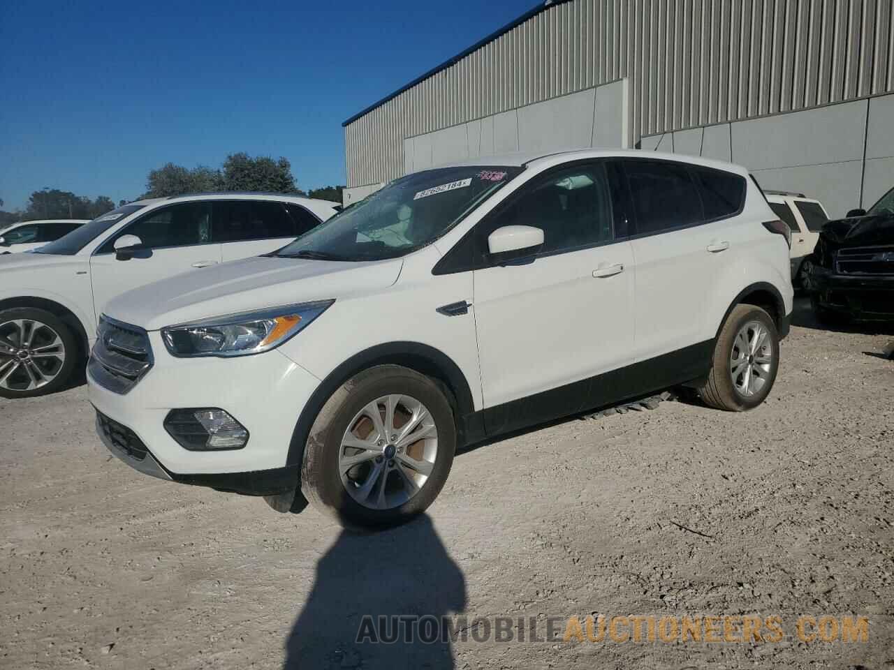 1FMCU0GD7HUC60499 FORD ESCAPE 2017