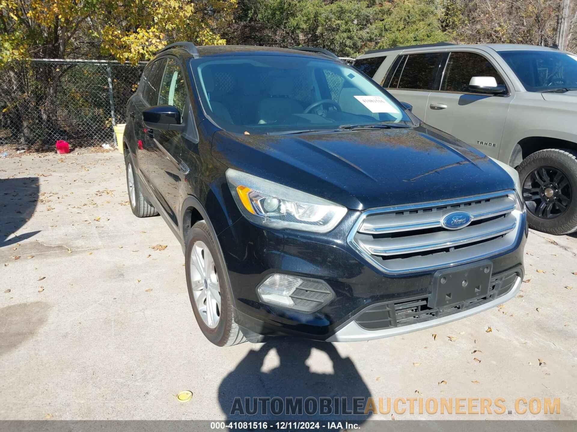 1FMCU0GD7HUC71583 FORD ESCAPE 2017