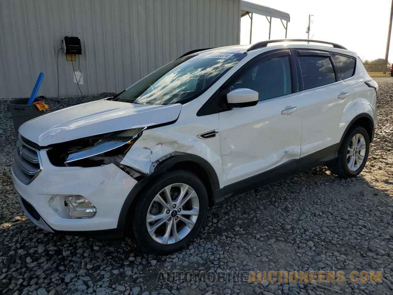 1FMCU0GD7HUE22504 FORD ESCAPE 2017