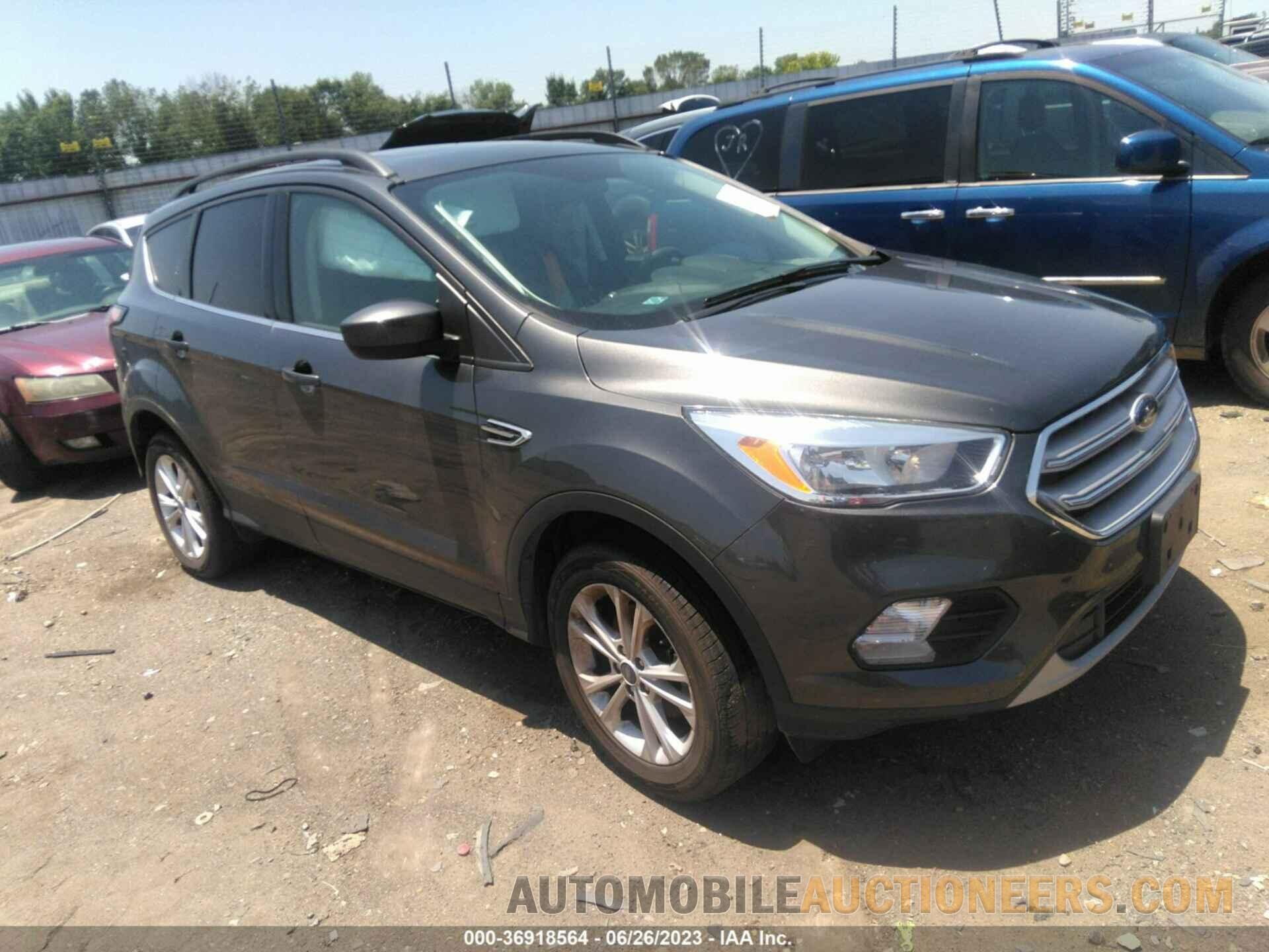 1FMCU0GD7JUB75717 FORD ESCAPE 2018