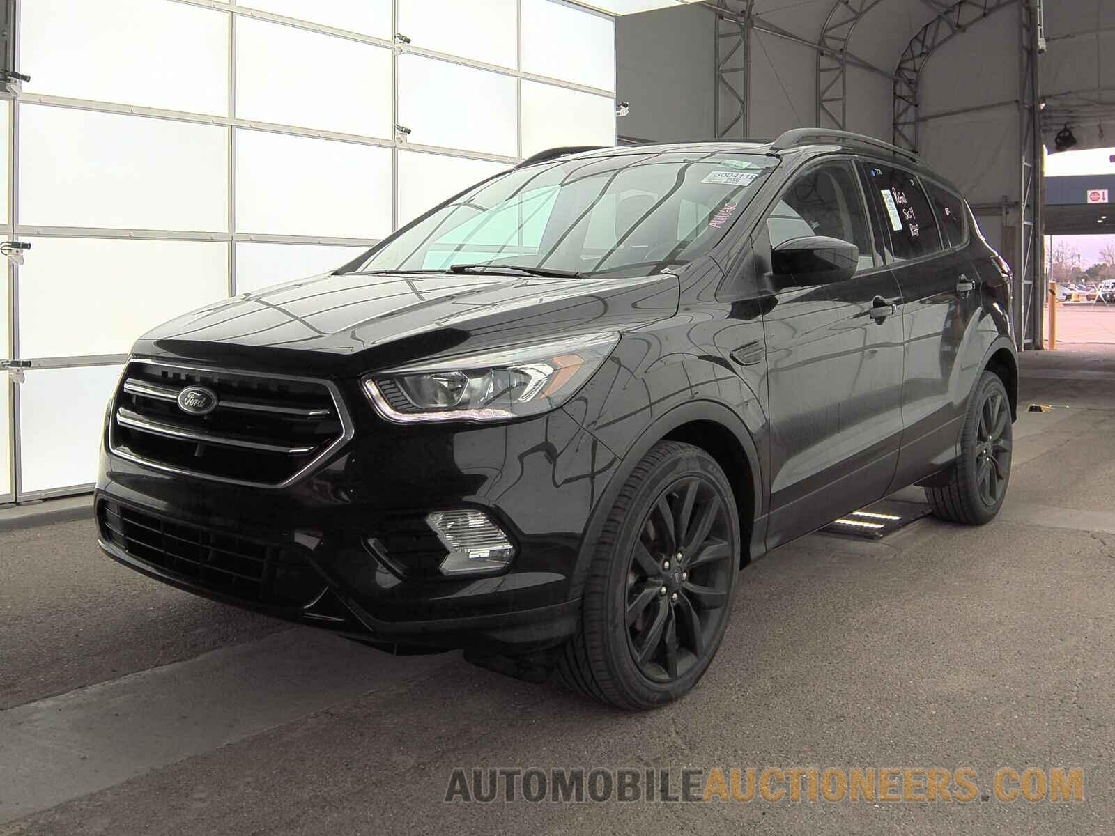 1FMCU0GD7KUA73898 Ford Escape 2019