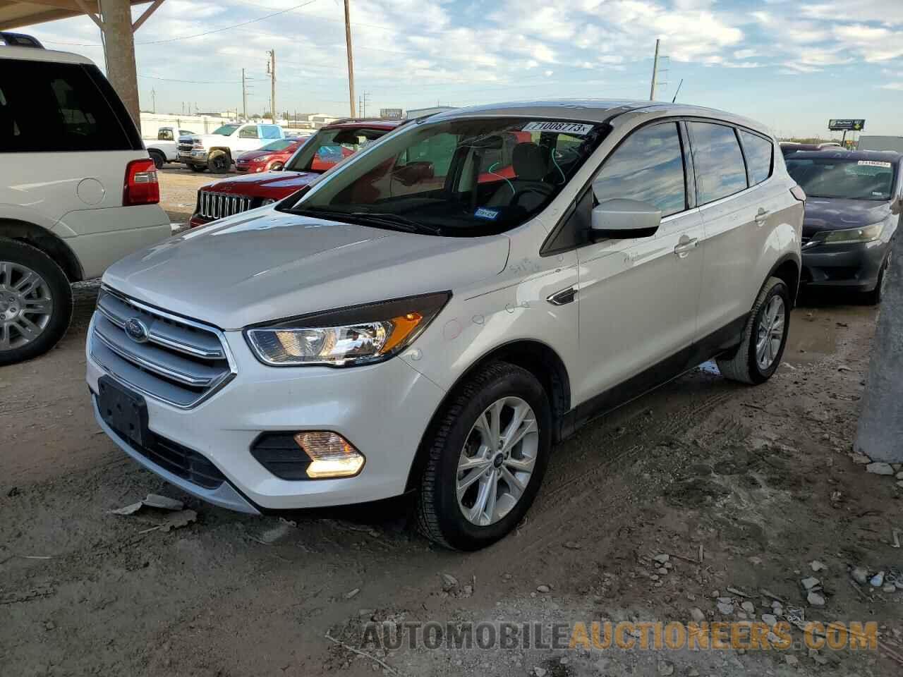 1FMCU0GD7KUB01456 FORD ESCAPE 2019