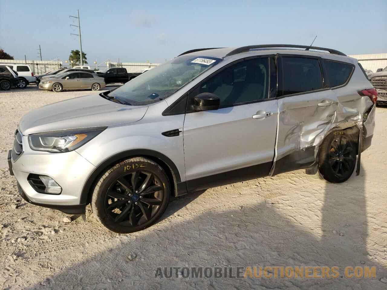 1FMCU0GD7KUB29726 FORD ESCAPE 2019