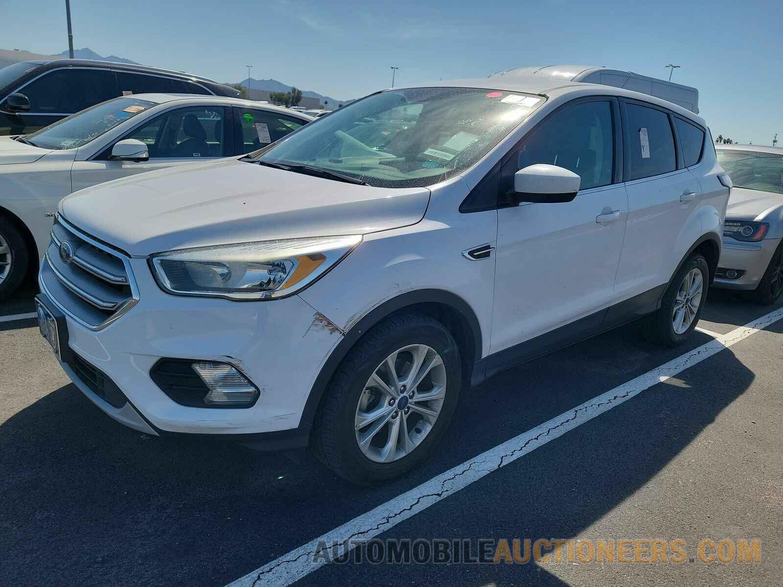 1FMCU0GD8HUA14948 Ford Escape 2017