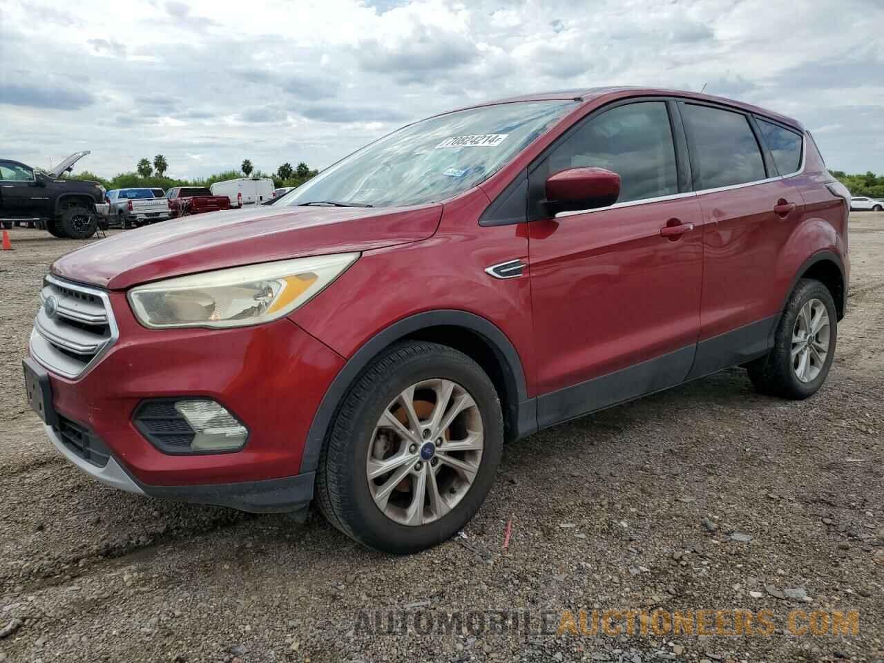 1FMCU0GD8HUB42624 FORD ESCAPE 2017