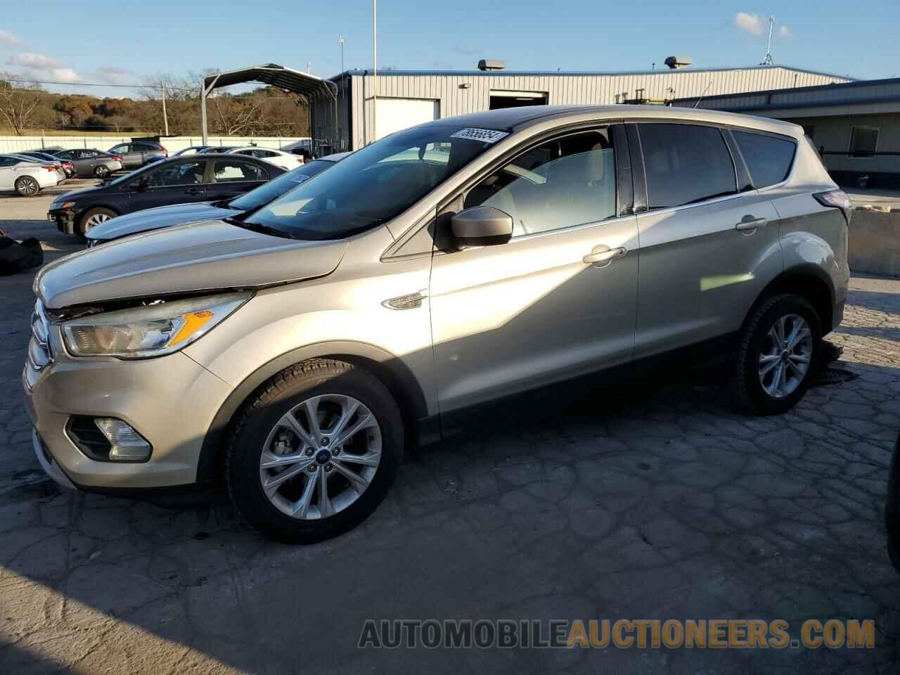 1FMCU0GD8HUC55456 FORD ESCAPE 2017