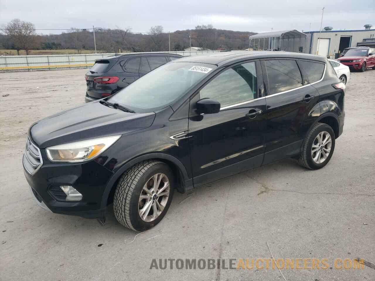 1FMCU0GD8HUC59801 FORD ESCAPE 2017