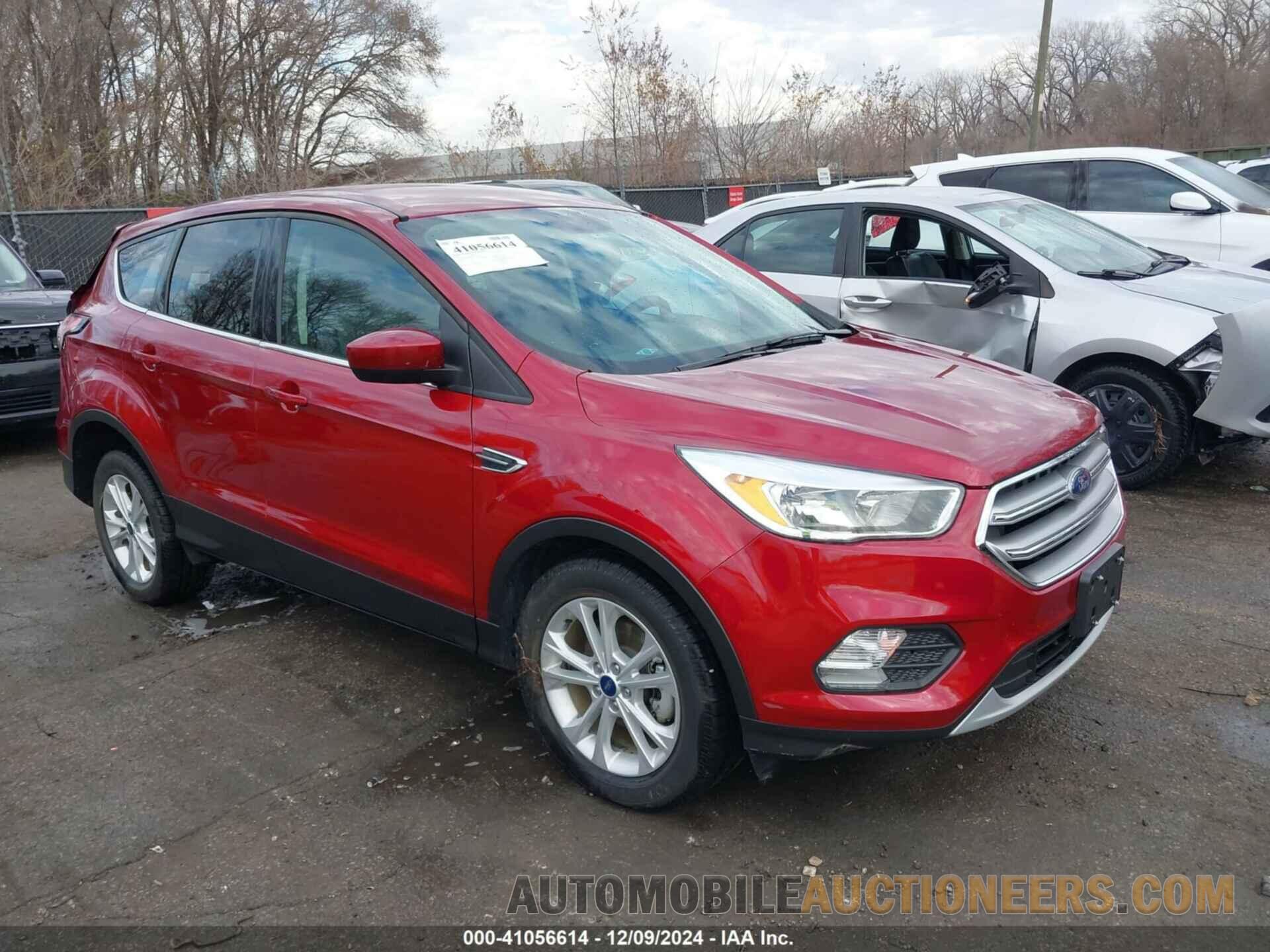 1FMCU0GD8HUD11105 FORD ESCAPE 2017