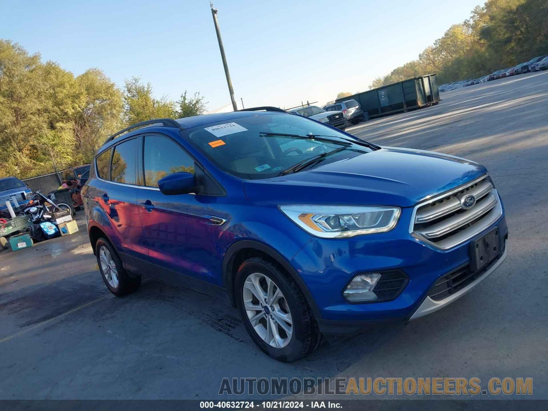 1FMCU0GD8HUE91492 FORD ESCAPE 2017