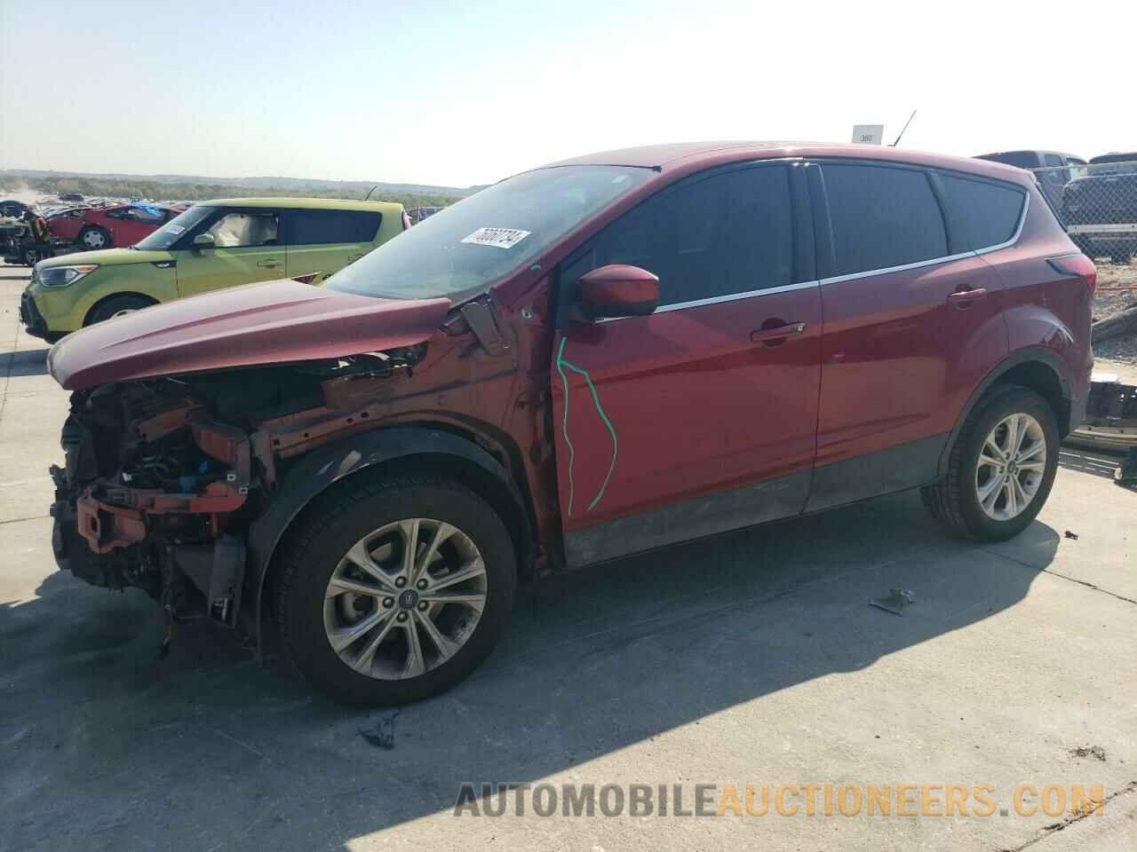 1FMCU0GD8KUA05013 FORD ESCAPE 2019