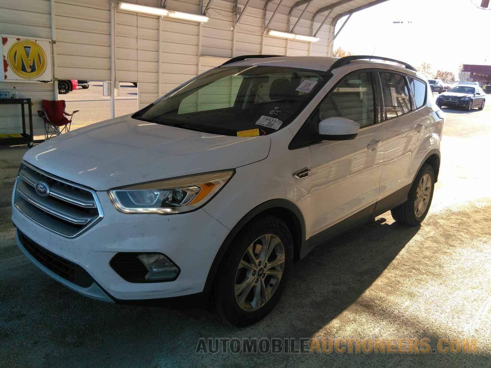 1FMCU0GD9HUB29347 Ford Escape 2017