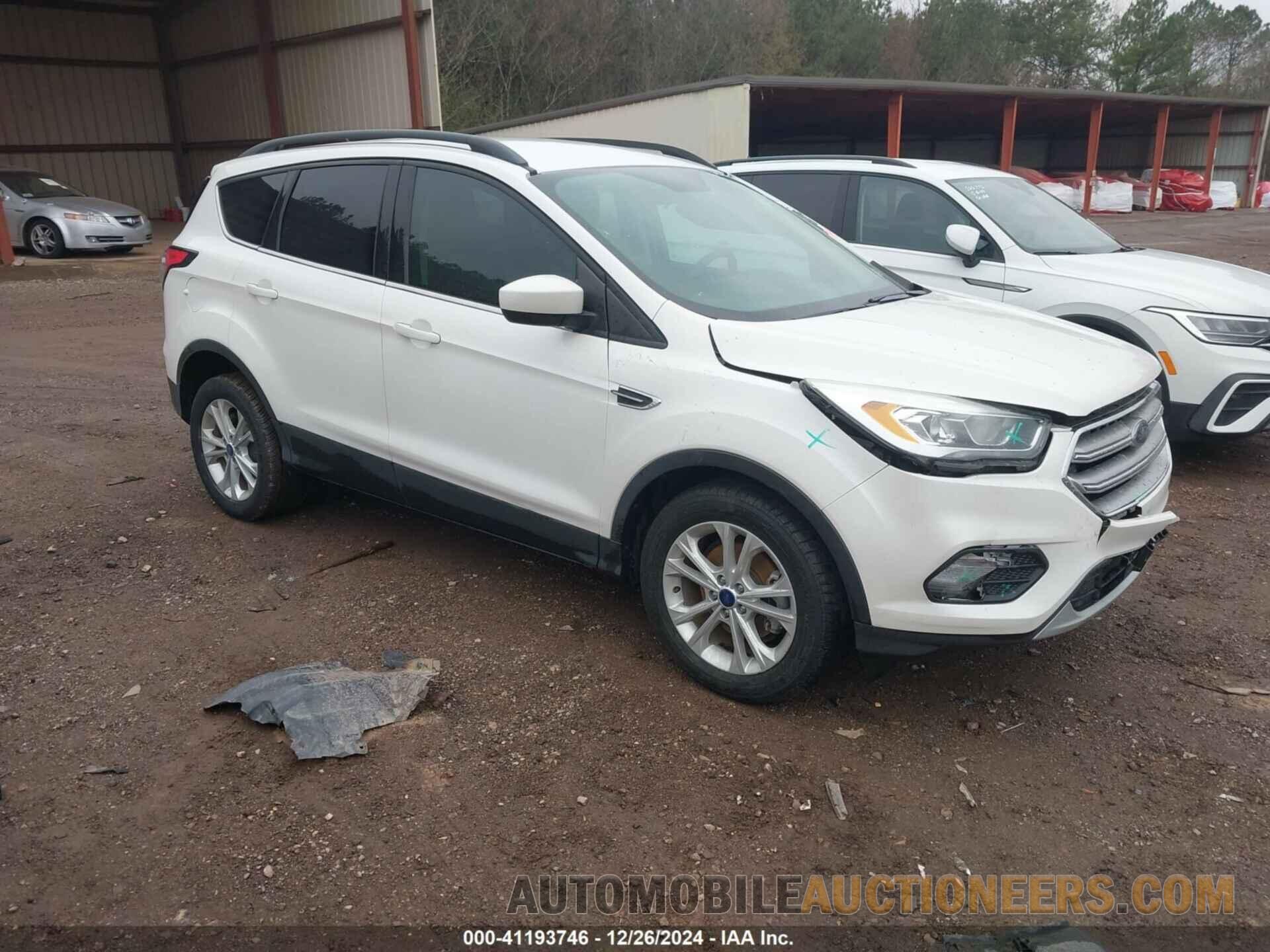 1FMCU0GD9HUD34506 FORD ESCAPE 2017