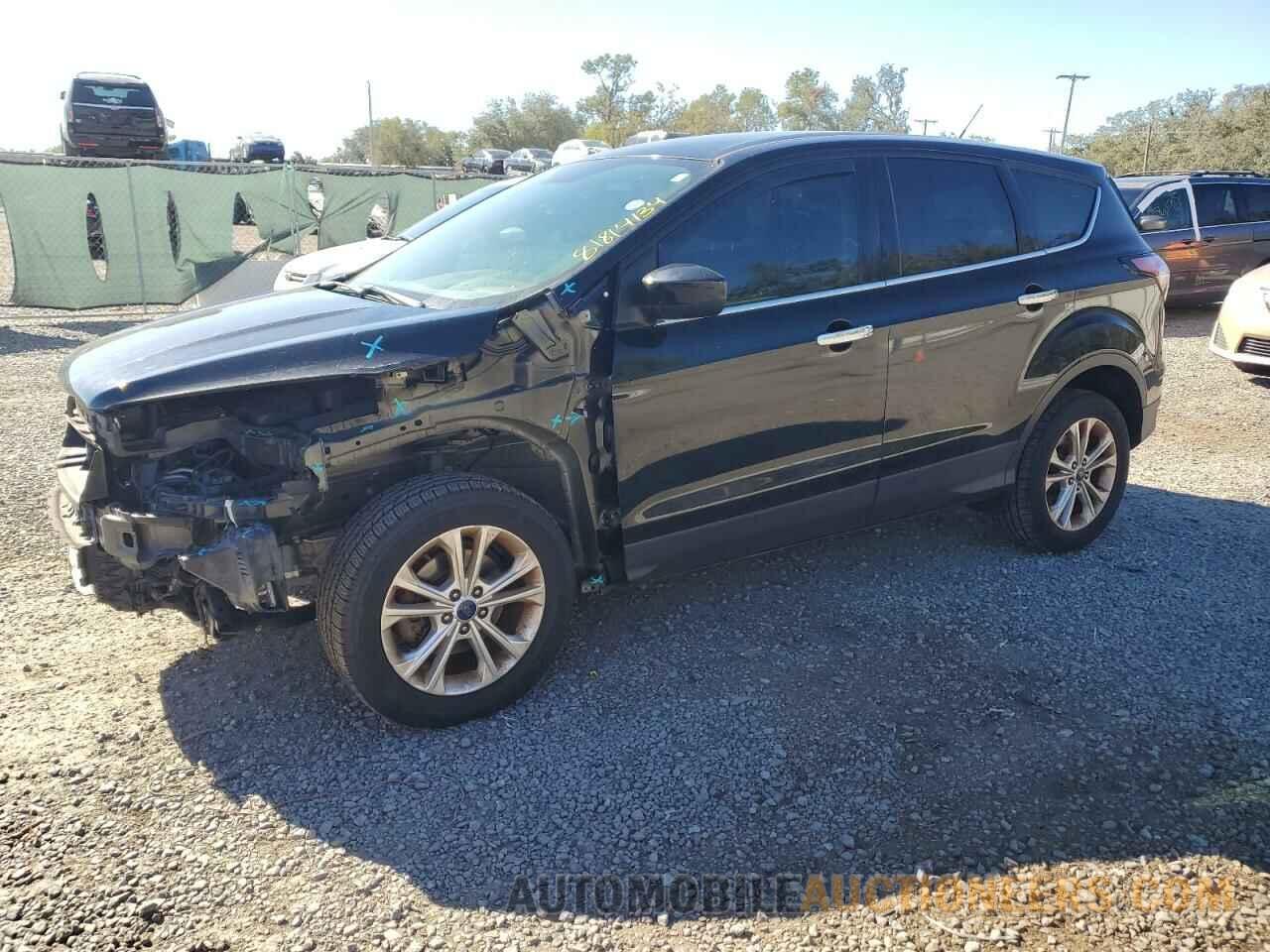 1FMCU0GD9HUD63830 FORD ESCAPE 2017