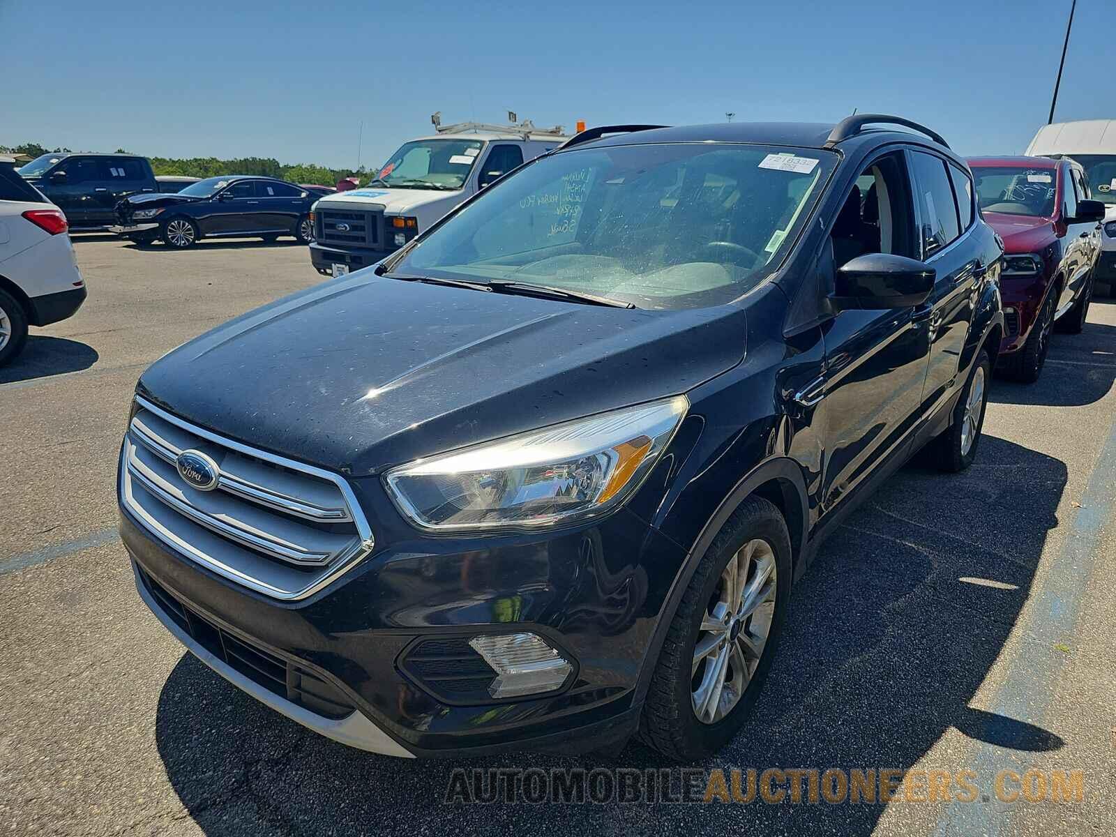 1FMCU0GD9JUA74341 Ford Escape 2018