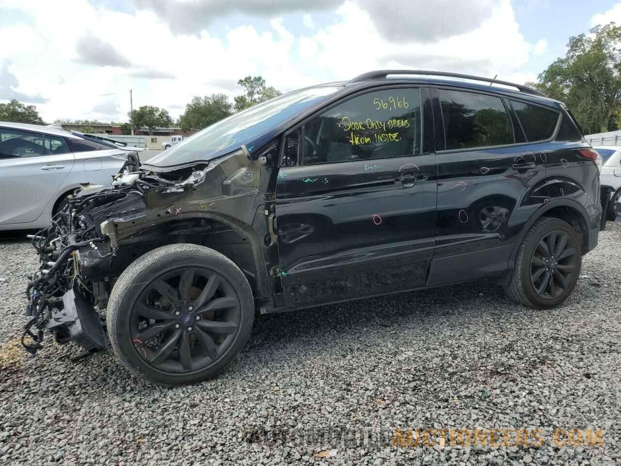 1FMCU0GD9JUB04728 FORD ESCAPE 2018