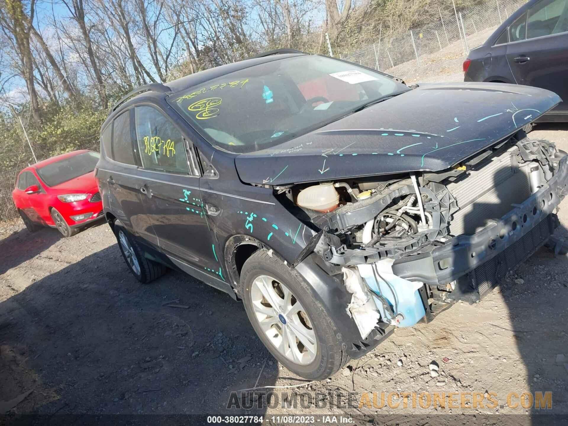 1FMCU0GD9JUB71121 FORD ESCAPE 2018