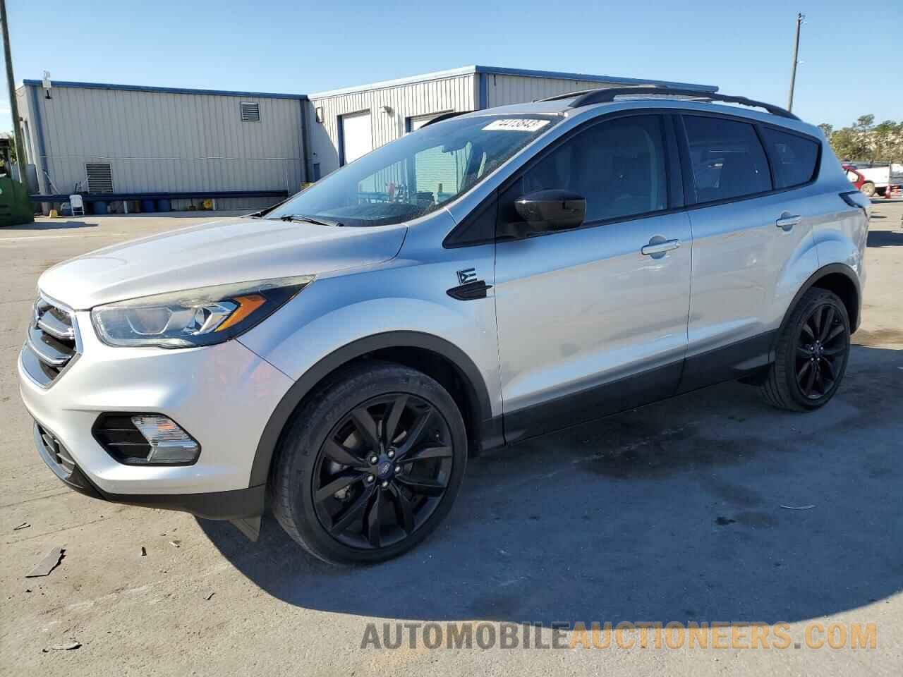 1FMCU0GD9JUB97105 FORD ESCAPE 2018