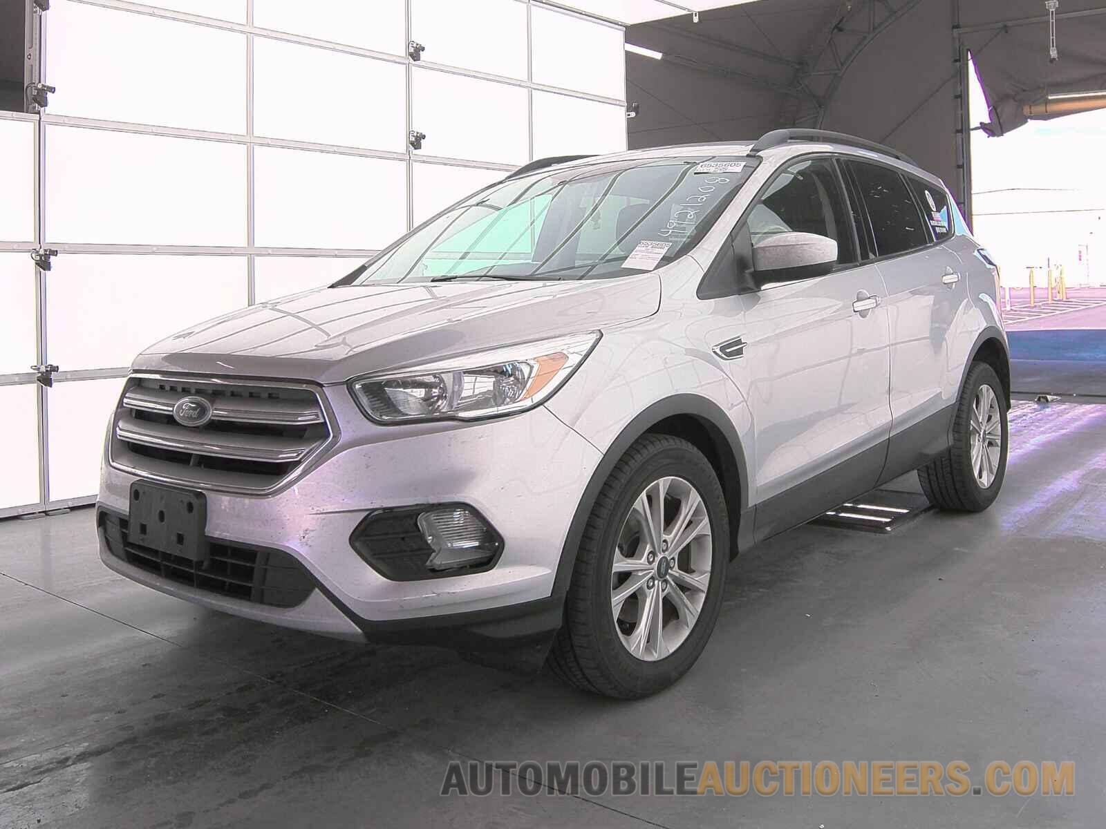1FMCU0GD9JUD34477 Ford Escape 2018
