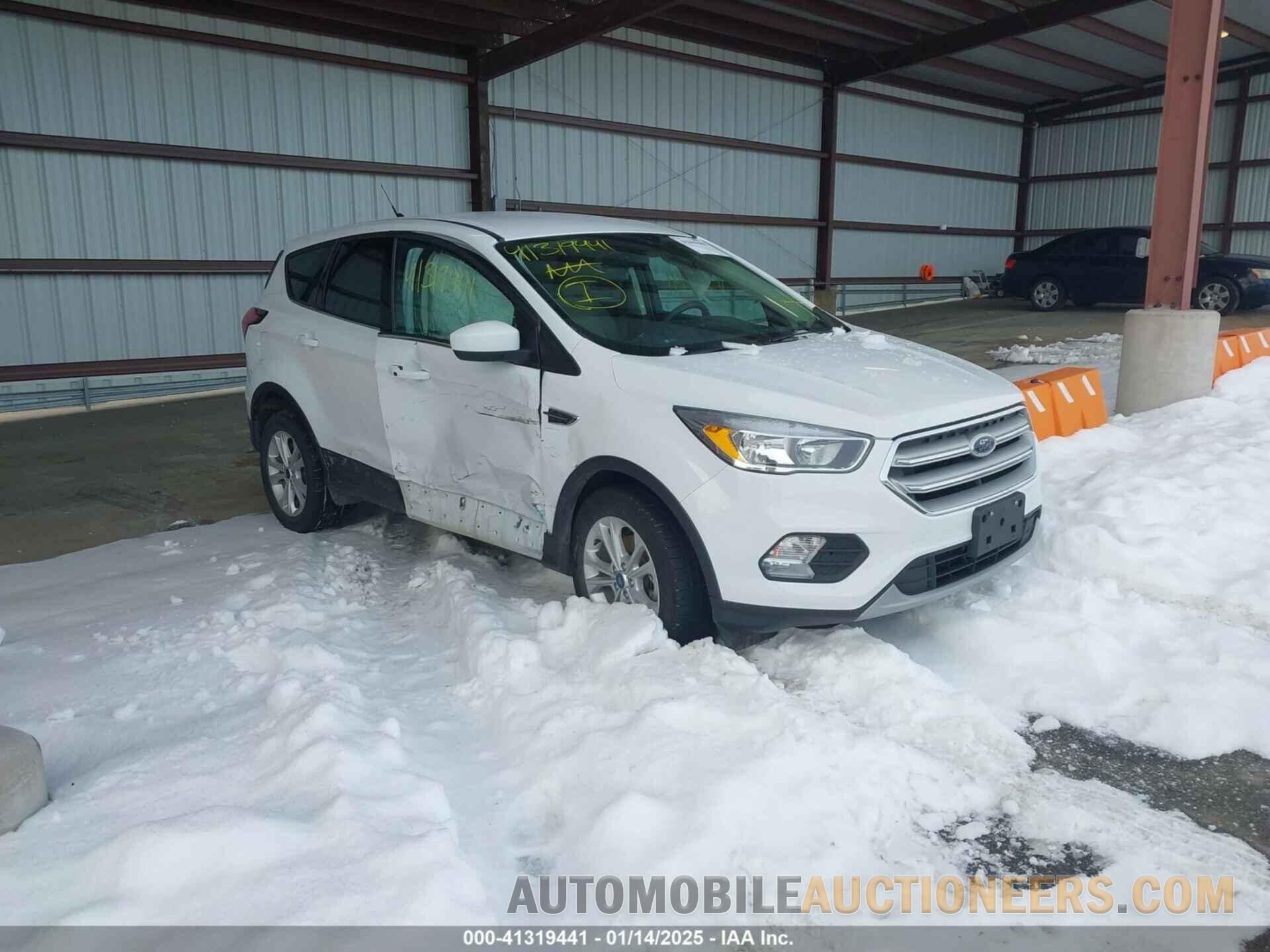 1FMCU0GD9KUB27265 FORD ESCAPE 2019