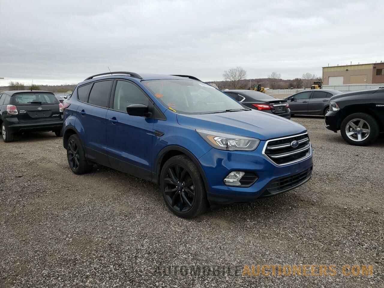 1FMCU0GD9KUB33048 FORD ESCAPE 2019