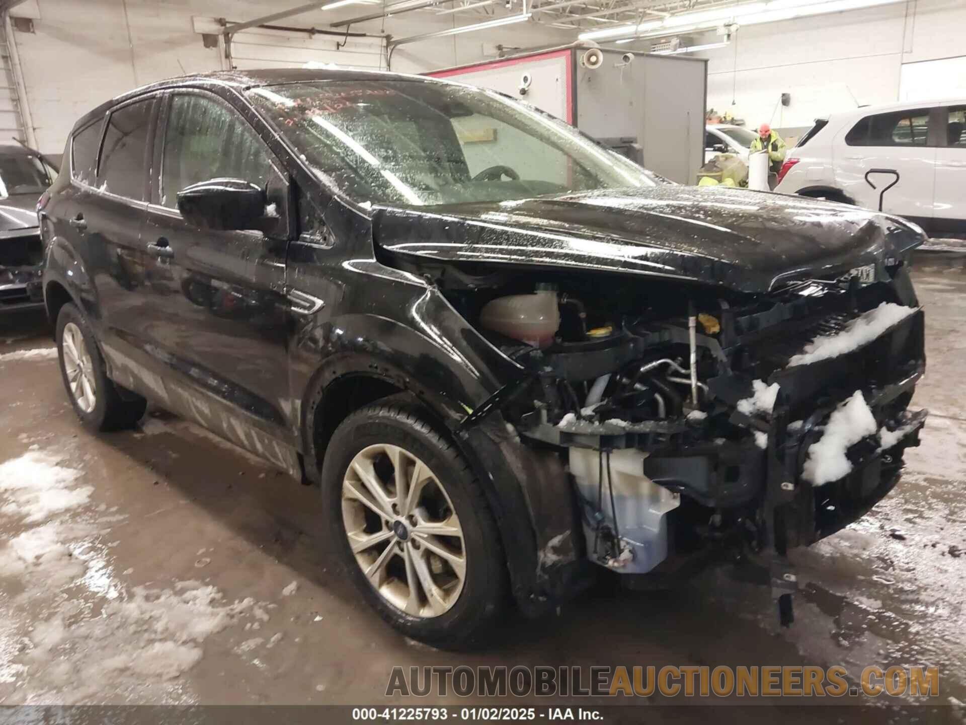 1FMCU0GD9KUB81777 FORD ESCAPE 2019