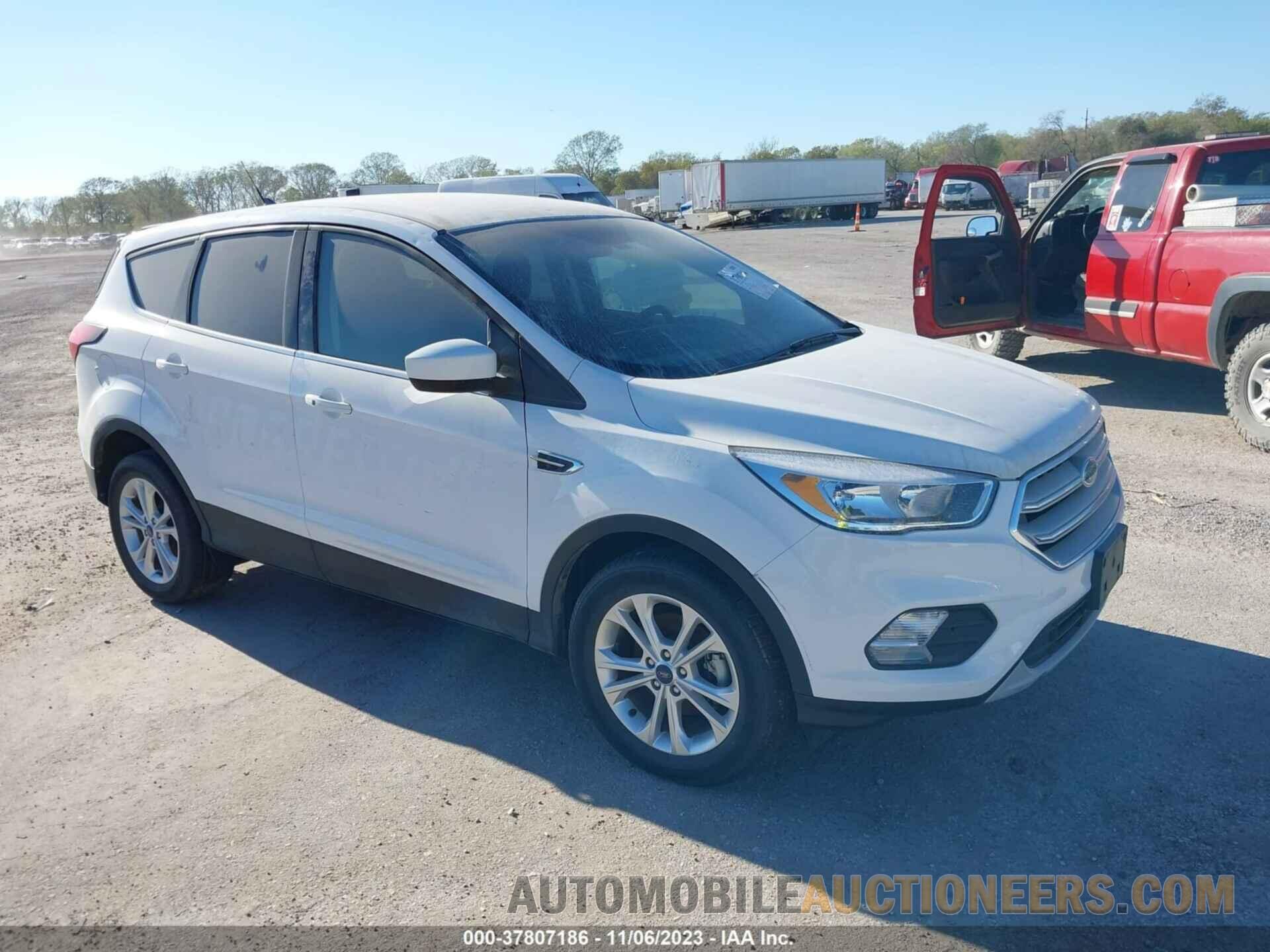 1FMCU0GD9KUB82444 FORD ESCAPE 2019