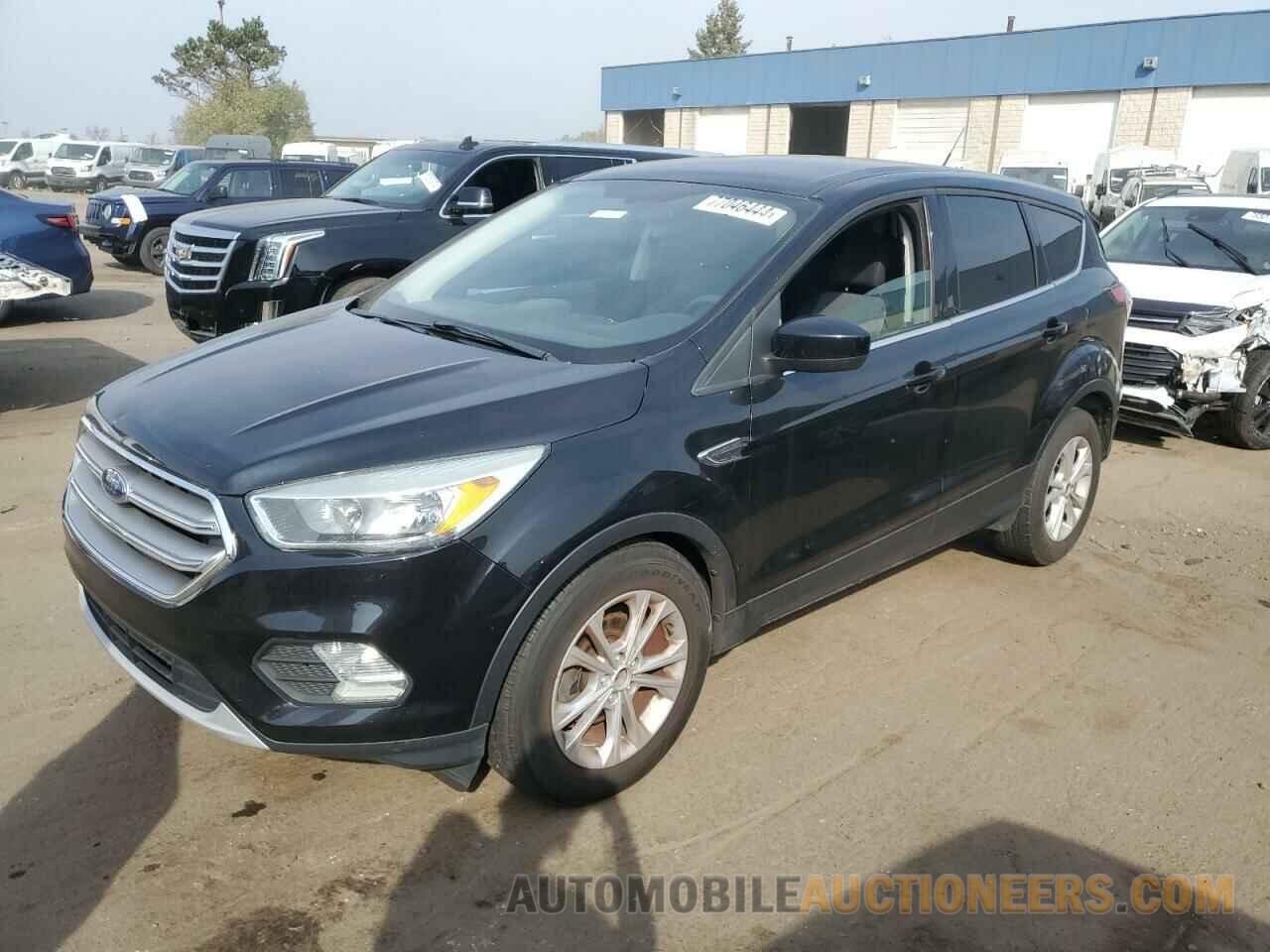 1FMCU0GDXHUA38328 FORD ESCAPE 2017