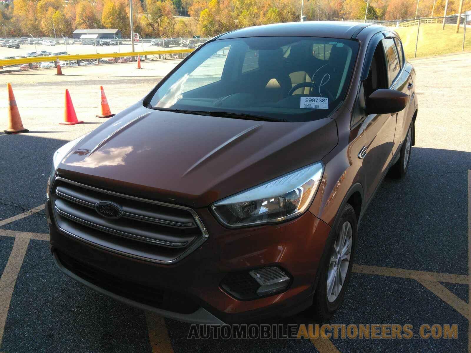 1FMCU0GDXHUA40435 Ford Escape 2017