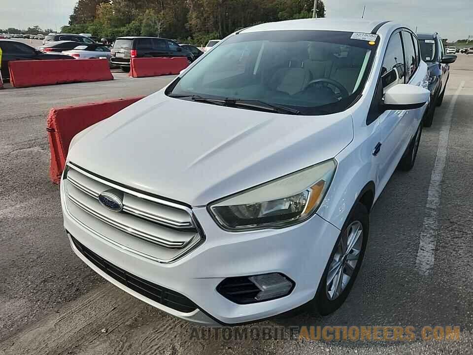 1FMCU0GDXHUB03565 Ford Escape 2017