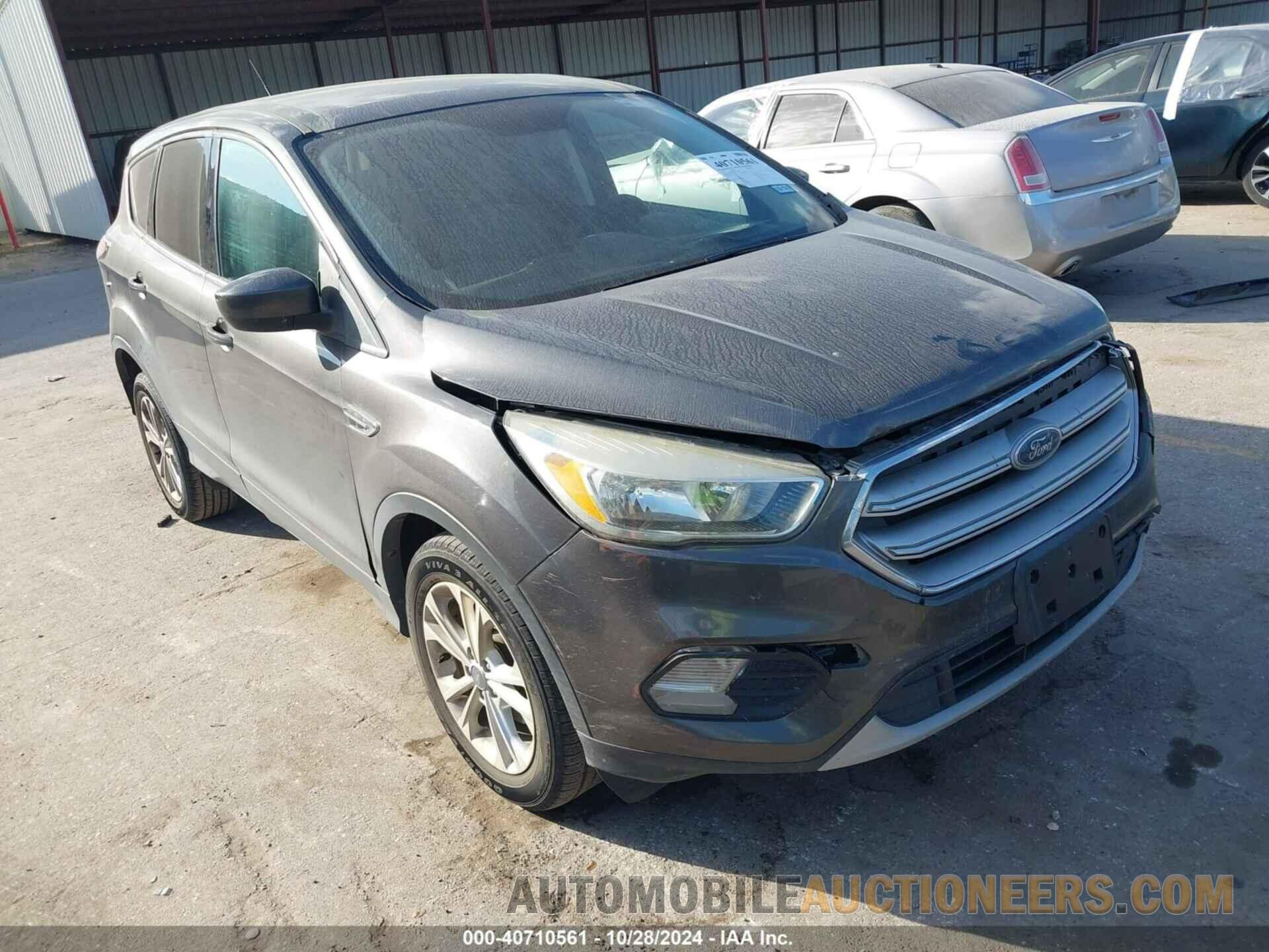 1FMCU0GDXHUB15375 FORD ESCAPE 2017