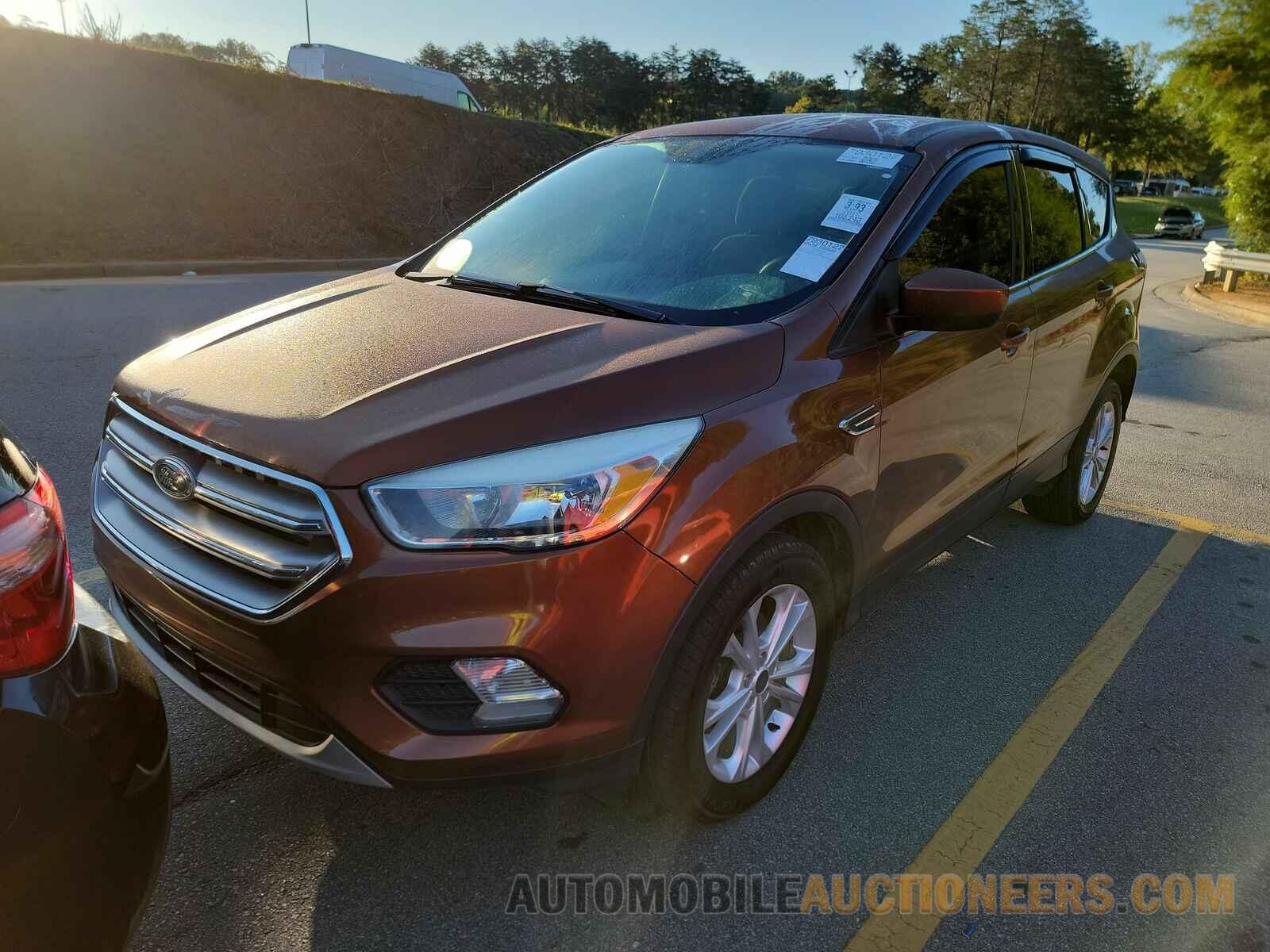 1FMCU0GDXHUD77736 Ford Escape 2017