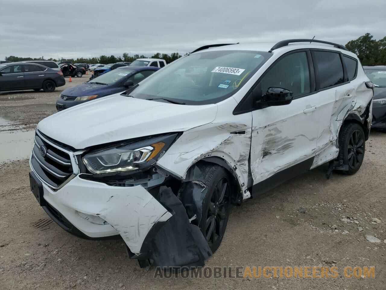 1FMCU0GDXJUB11414 FORD ESCAPE 2018