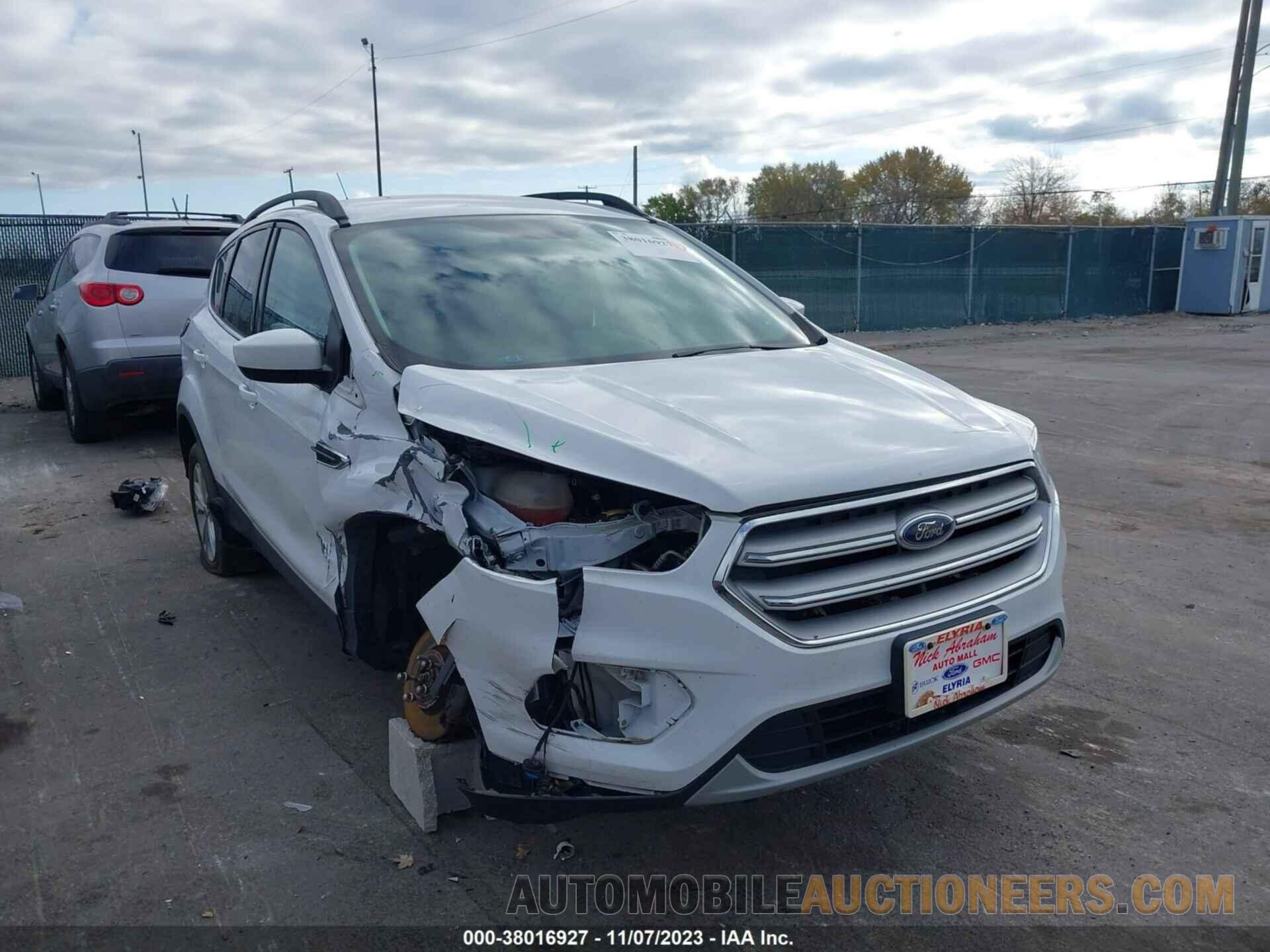 1FMCU0GDXJUC02523 FORD ESCAPE 2018