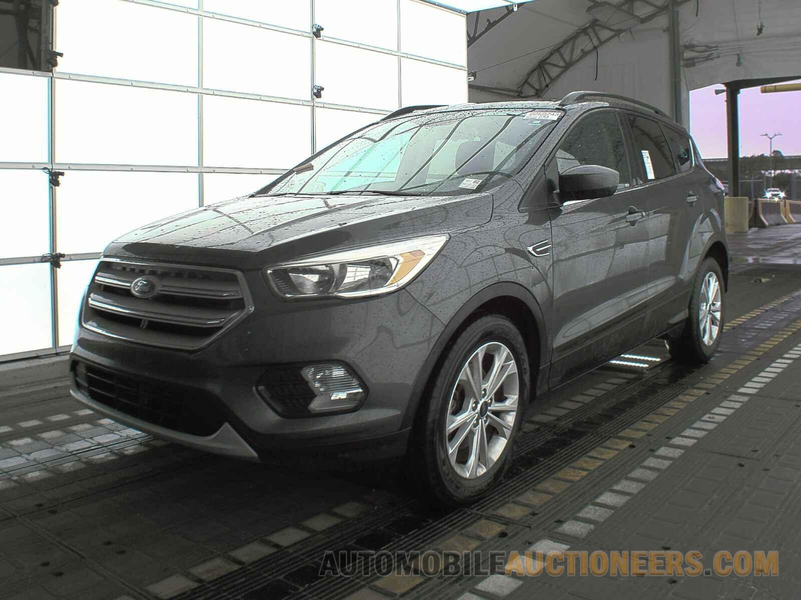 1FMCU0GDXJUC27664 Ford Escape 2018