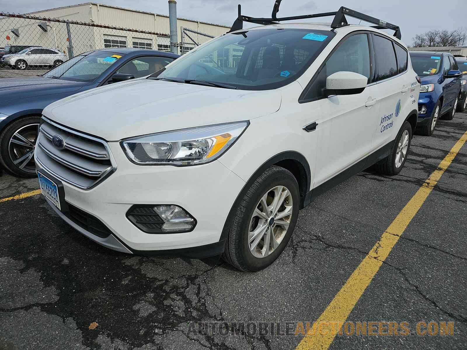 1FMCU0GDXJUC50216 Ford Escape 2018