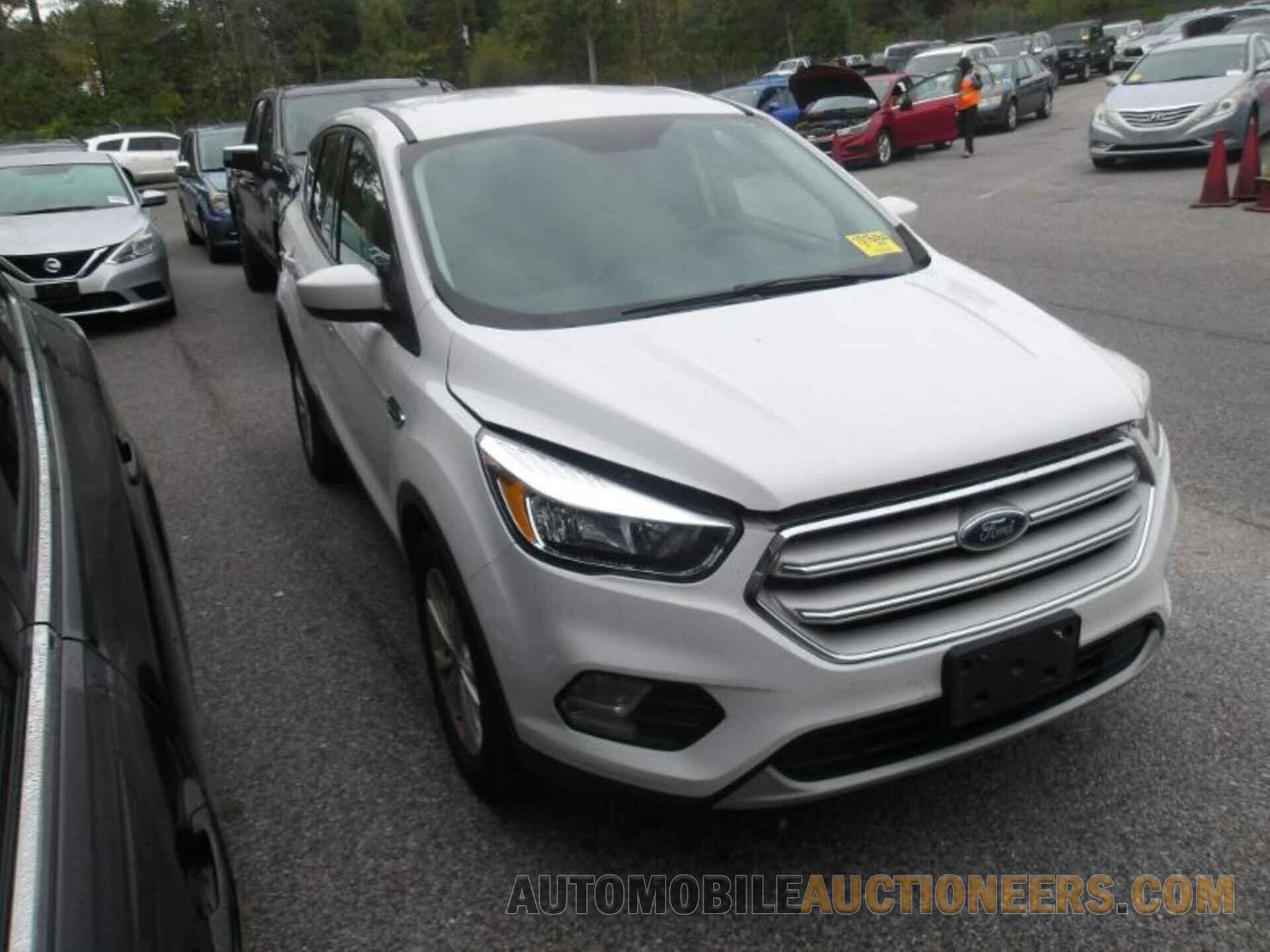 1FMCU0GDXKUB65782 FORD ESCAPE 2019