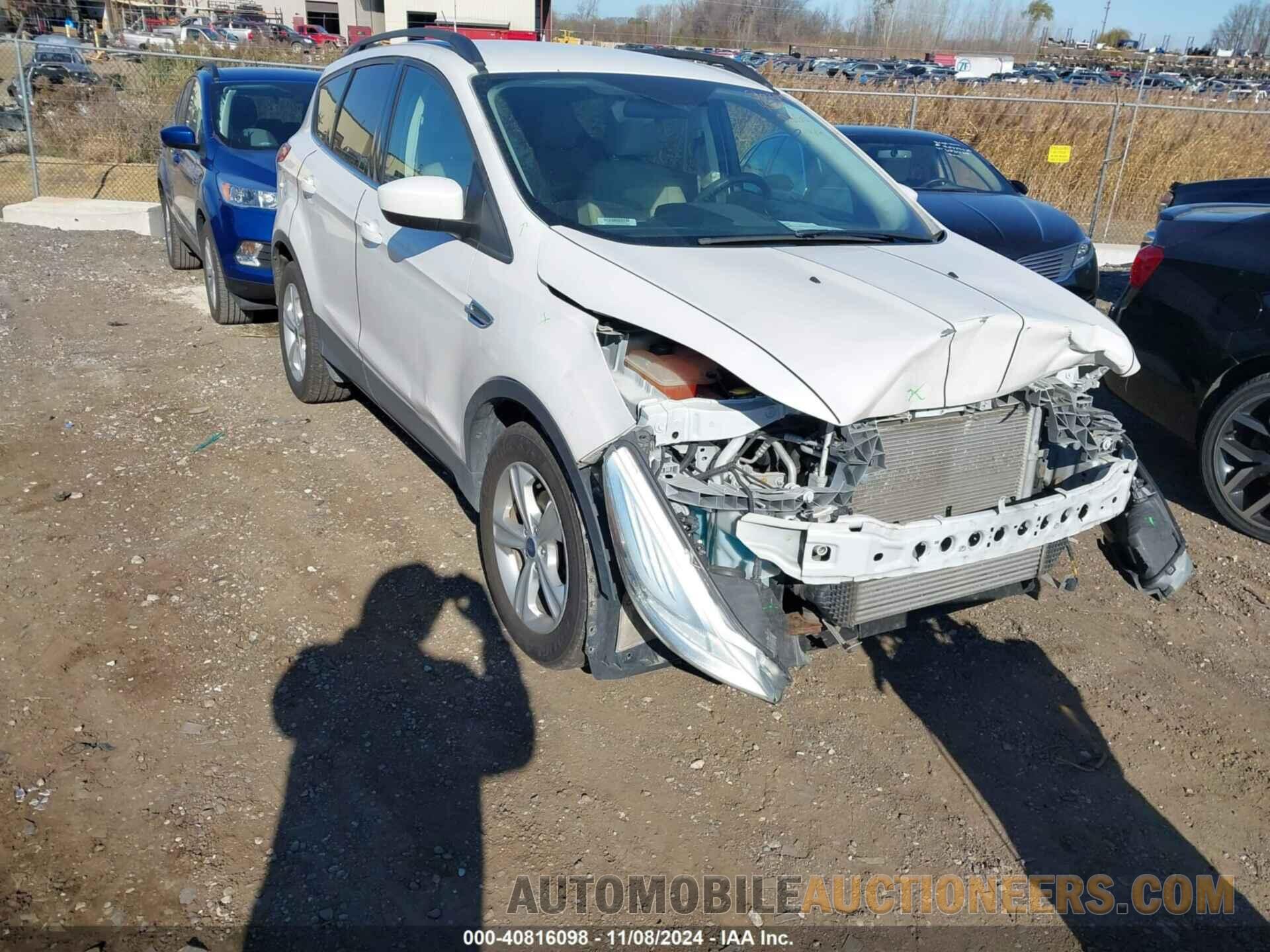 1FMCU0GX0GUB06421 FORD ESCAPE 2016