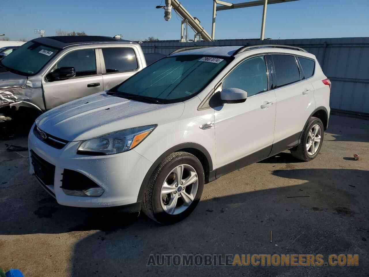 1FMCU0GX0GUC56075 FORD ESCAPE 2016