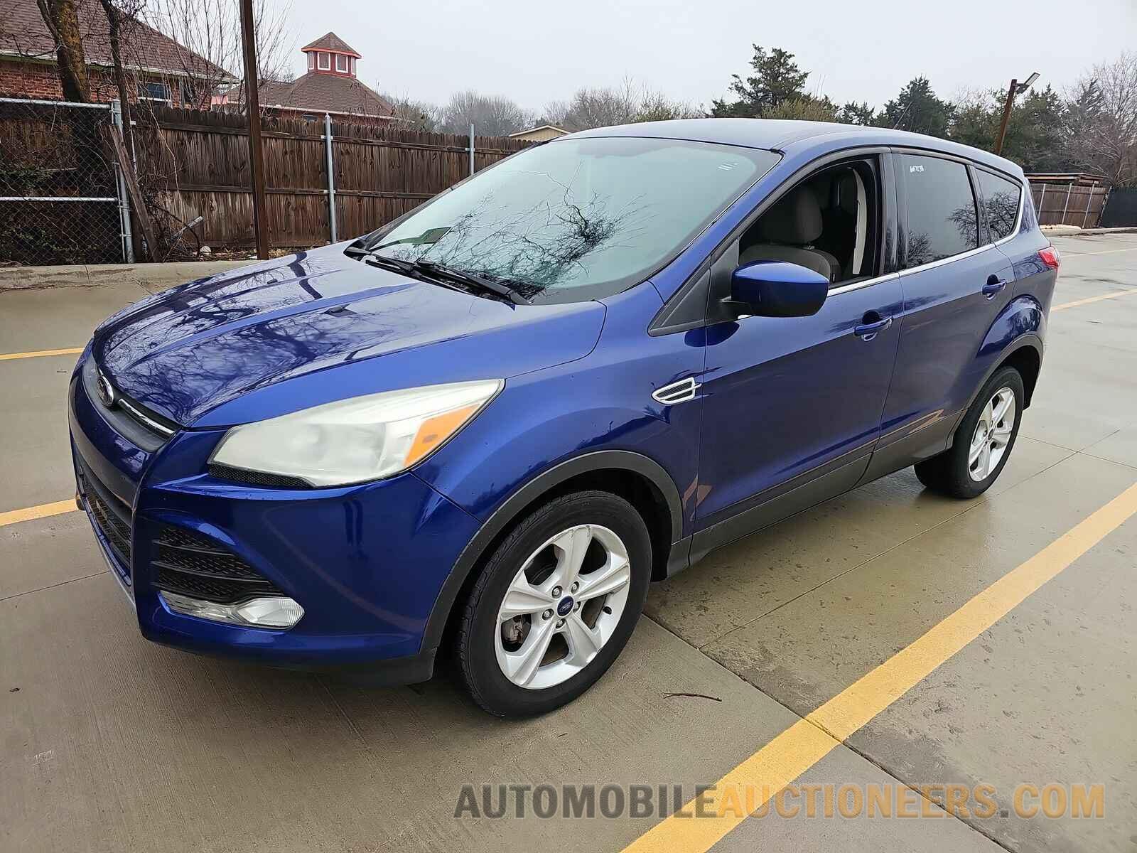 1FMCU0GX4GUB23450 Ford Escape 2016