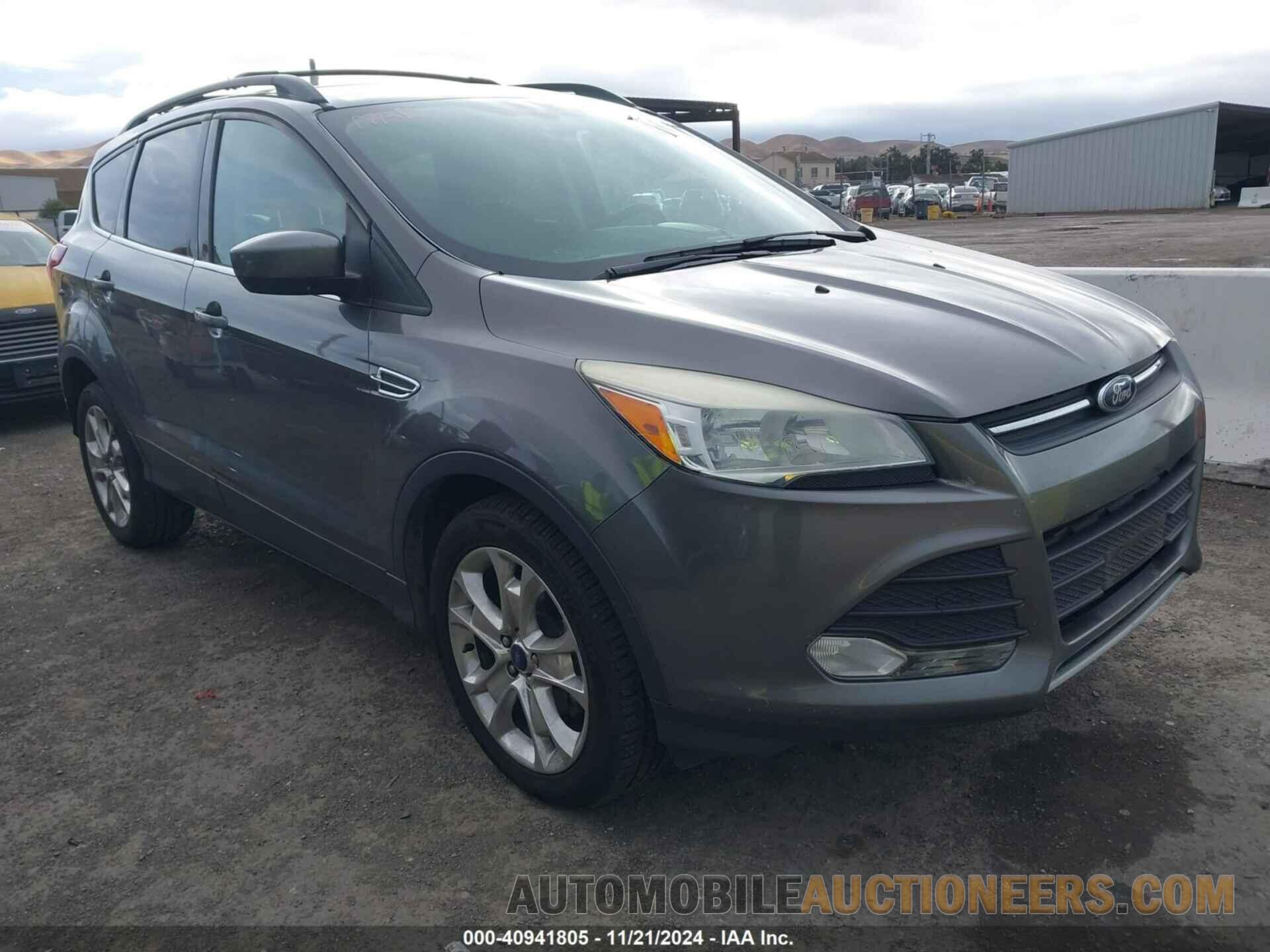 1FMCU0GX7DUC62631 FORD ESCAPE 2013