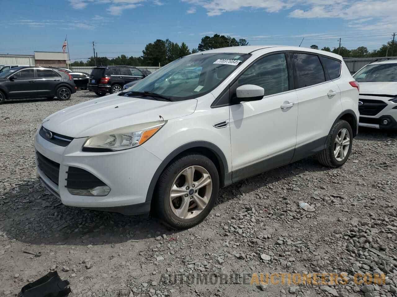 1FMCU0GX7FUA45521 FORD ESCAPE 2015