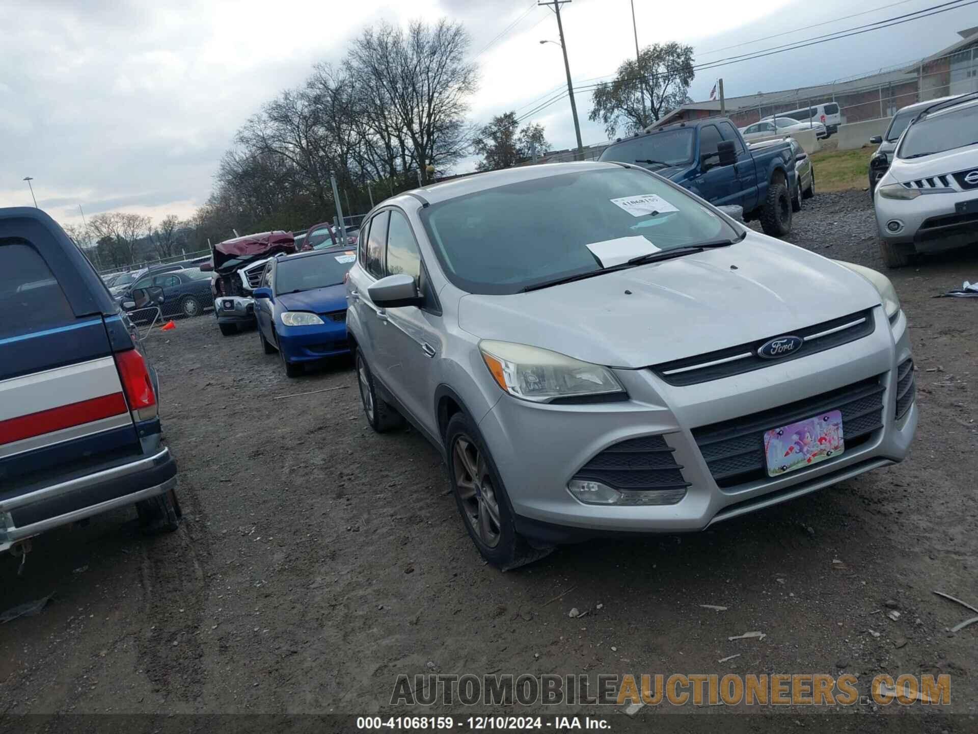 1FMCU0GX8FUA66698 FORD ESCAPE 2015