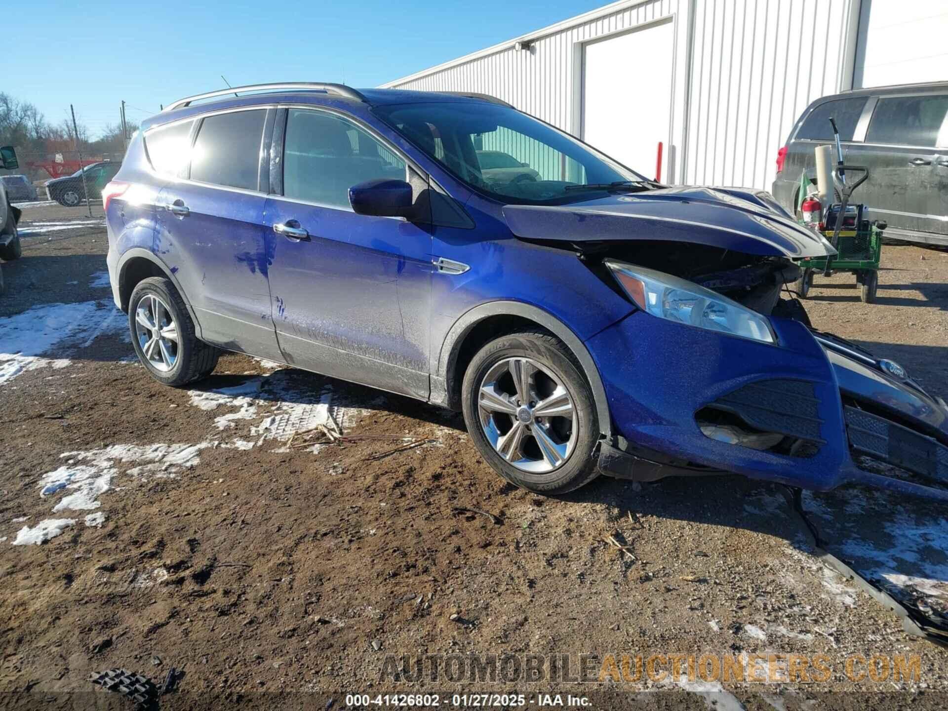 1FMCU0GX8FUB09565 FORD ESCAPE 2015